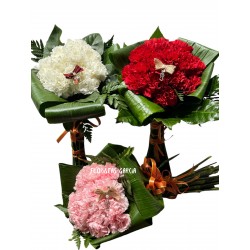 Bouquet ofrenda 12 claveles