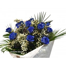 Ramo 12 rosas azules