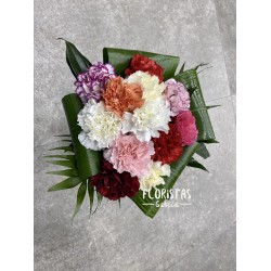 Bouquet ofrenda 20 claveles...