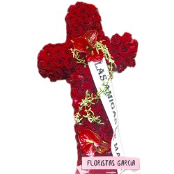 Cruz de Rosas Rojas